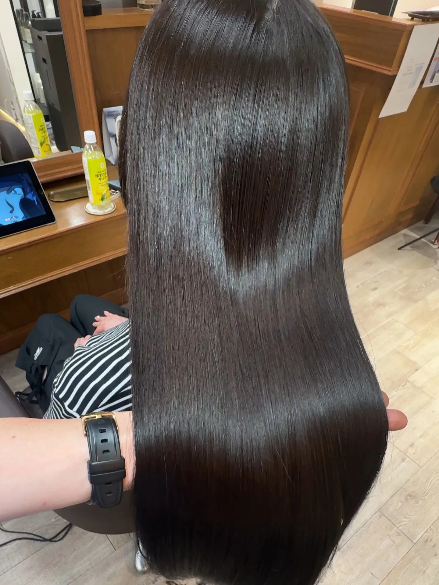 【高槻／芥川町】髪質改善ストレートで“乾かすだけでまとまる髪...