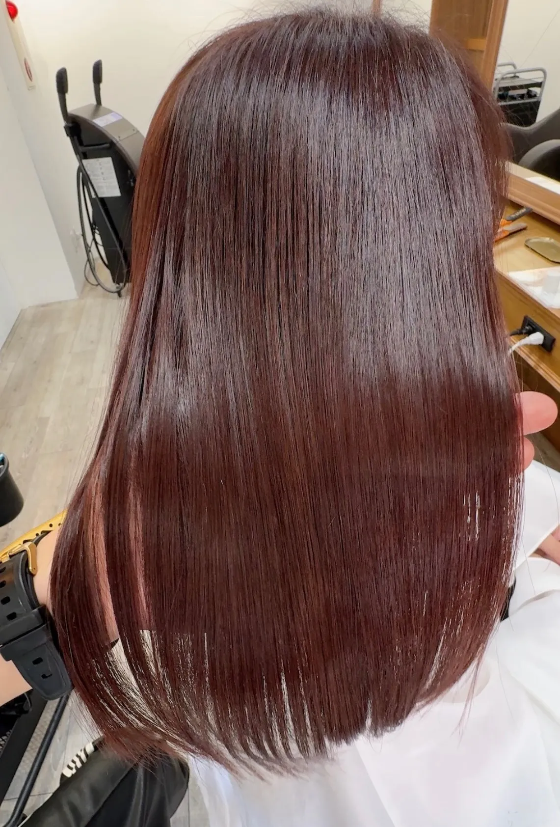 カラーリングで叶える美容室の理想ヘアスタイルと髪質改善術